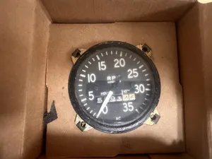Tachometer For Piper Cherokee
